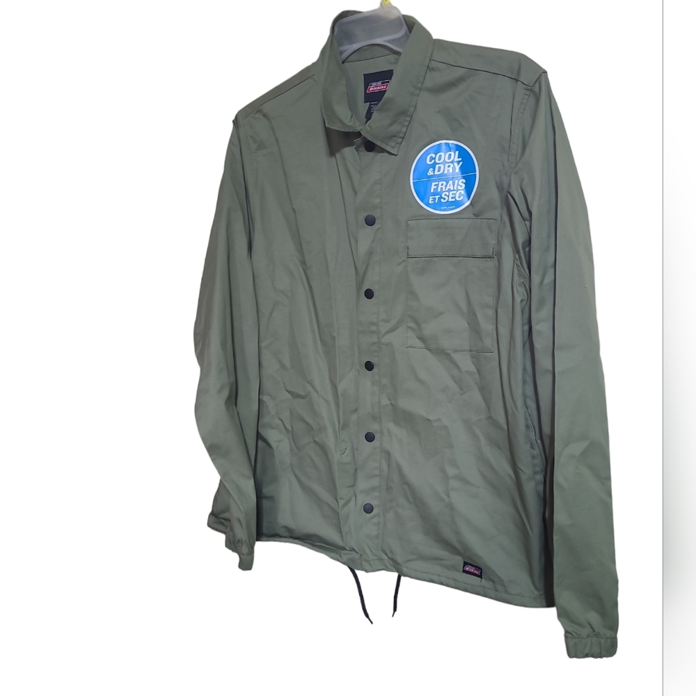 Genuine Dickies long sleeve button down cool and dry.